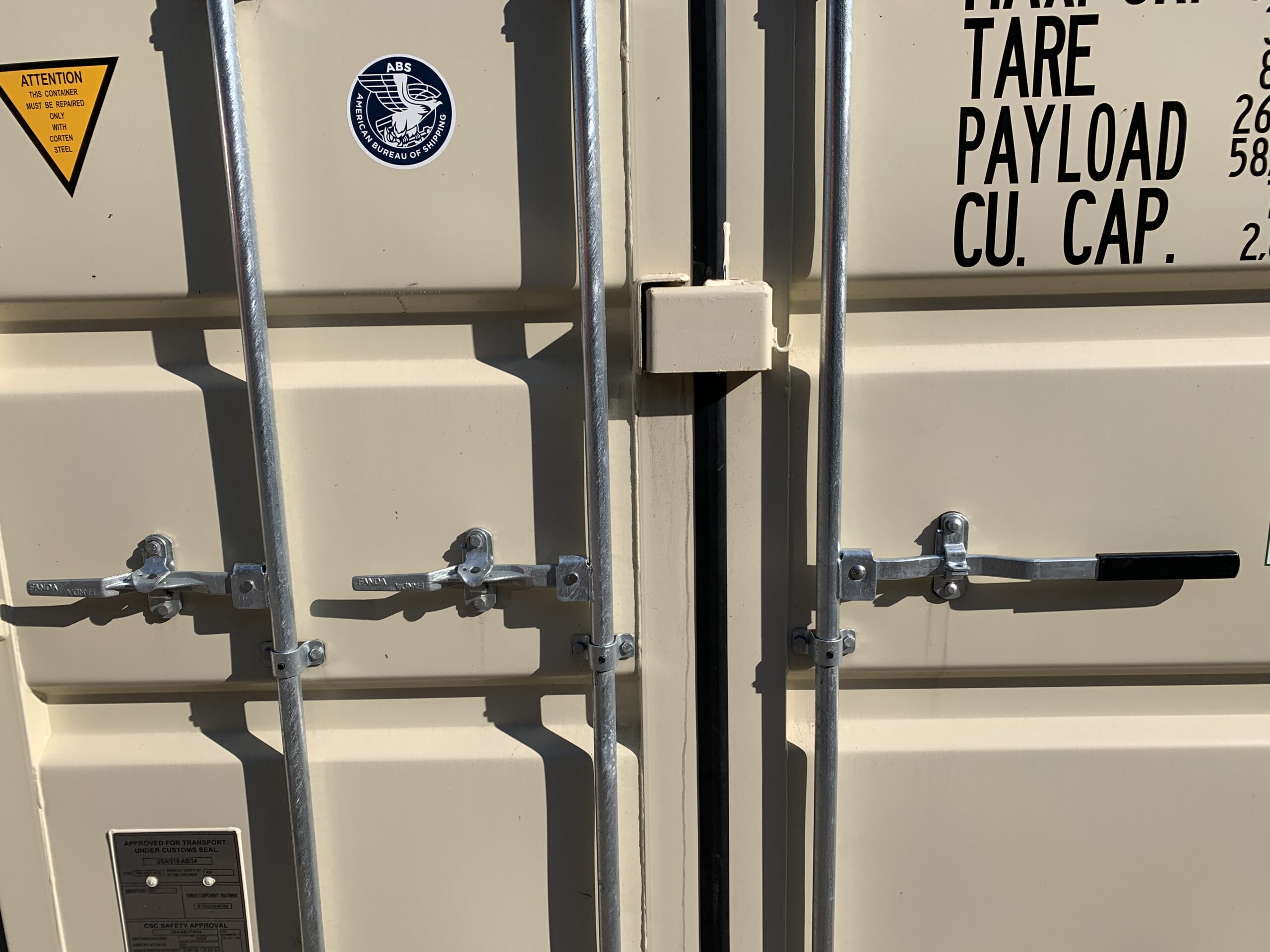 40′ x 8′ x 9.5′ Tall –New *High Cube**DOUBLE DOOR**Shipping/Storage Container – Wind and Watertight-BEIGE